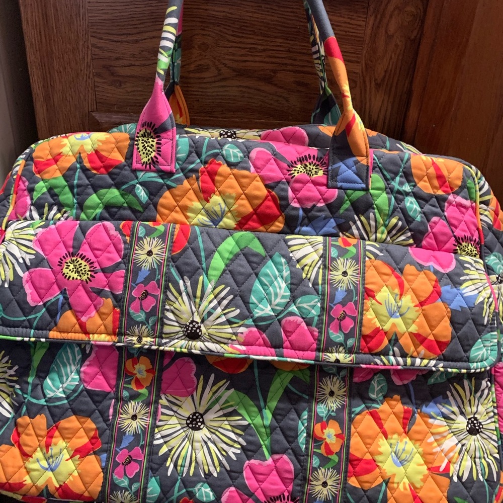 Vera Bradley Grand Traveler Bag Jazzy Blooms